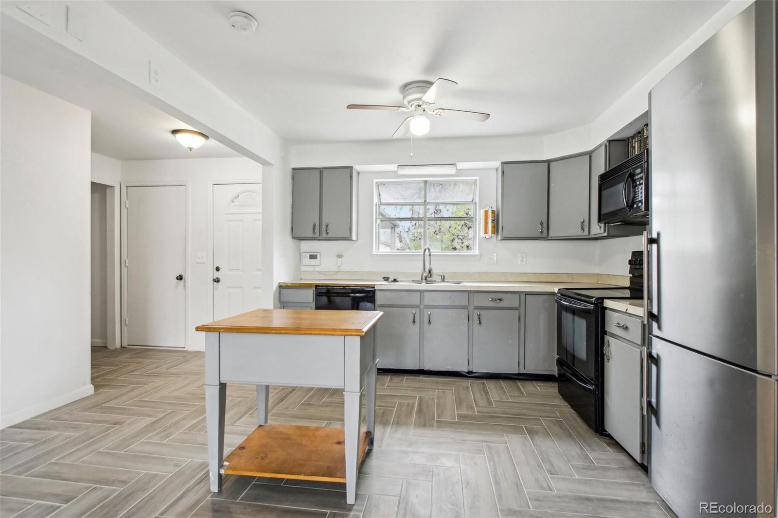 18830 E 16th Place