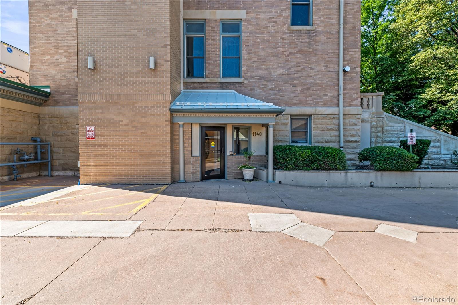 1140 Columbine Street 105