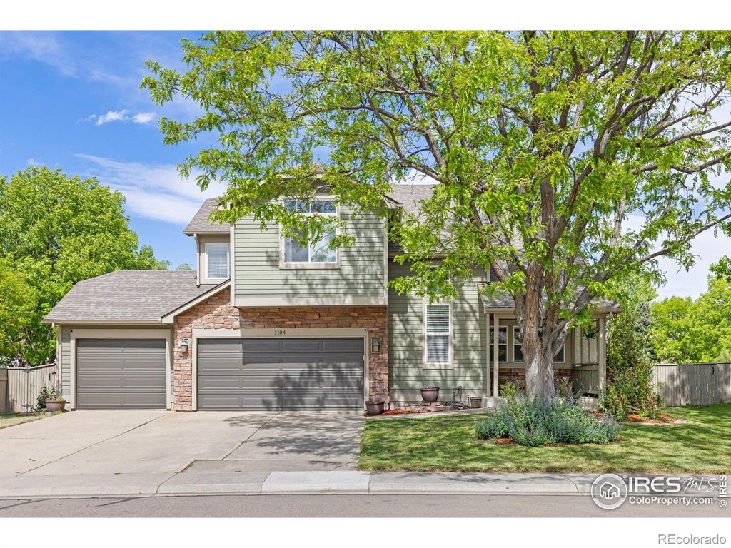 Photo of 1104 Chestnut Drive, Longmont, CO 80503 (MLS # IR1043693)