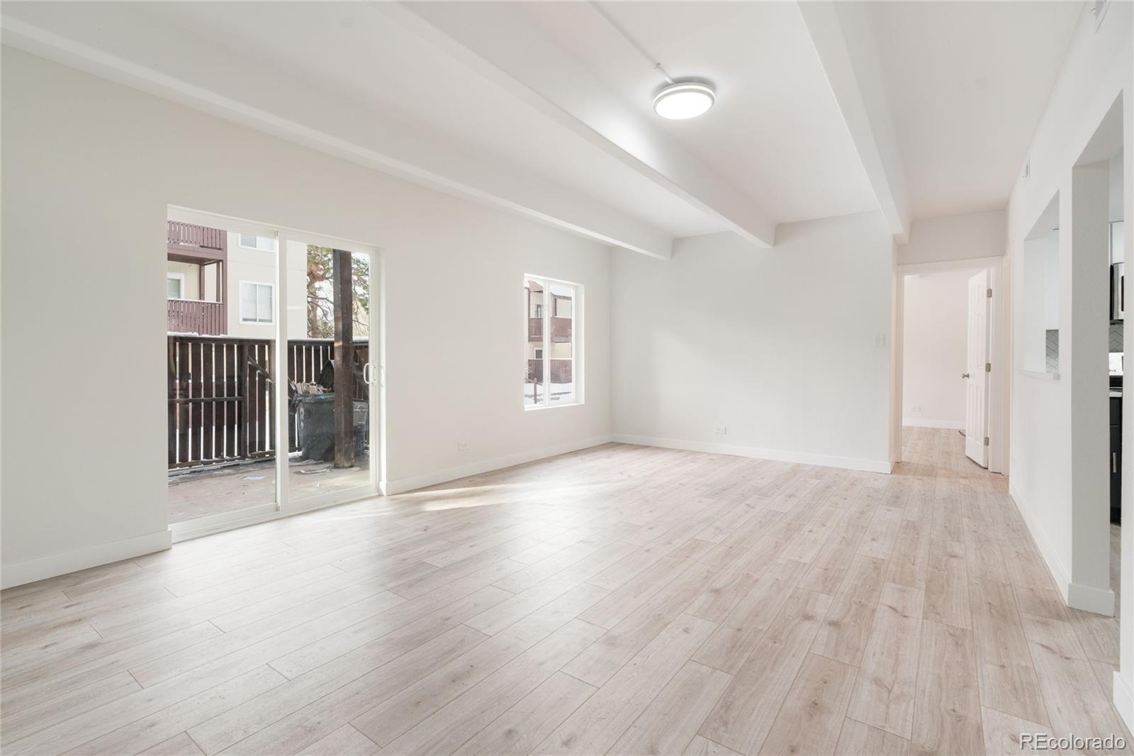 9725 E Harvard Avenue 330