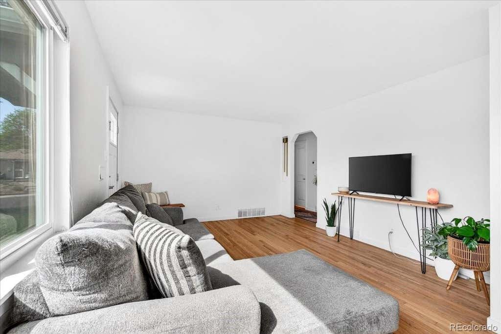 Photo of 1325 S Winona Court, Denver, CO 80219 (MLS # 6738394)