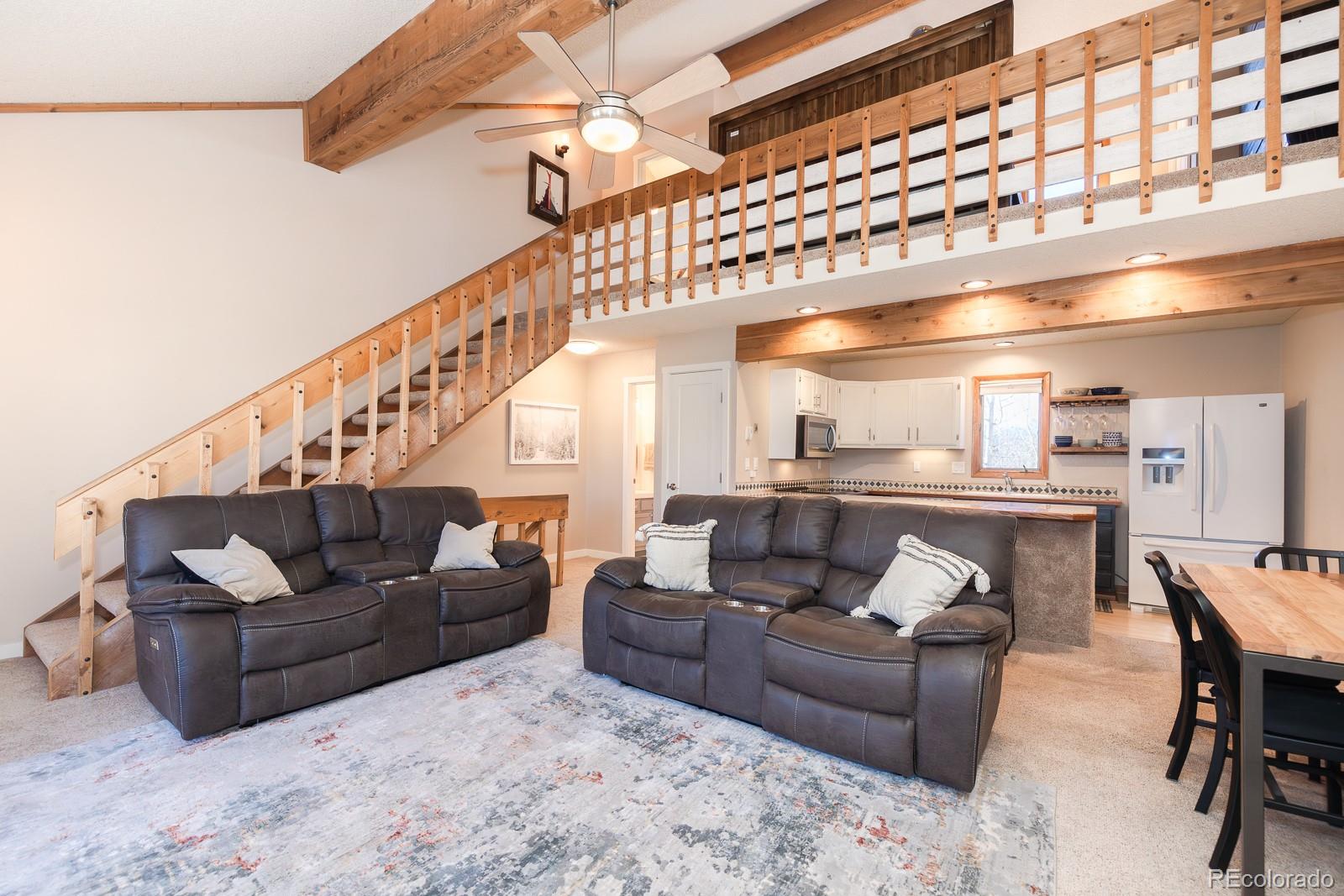 242 County Road 832 B9