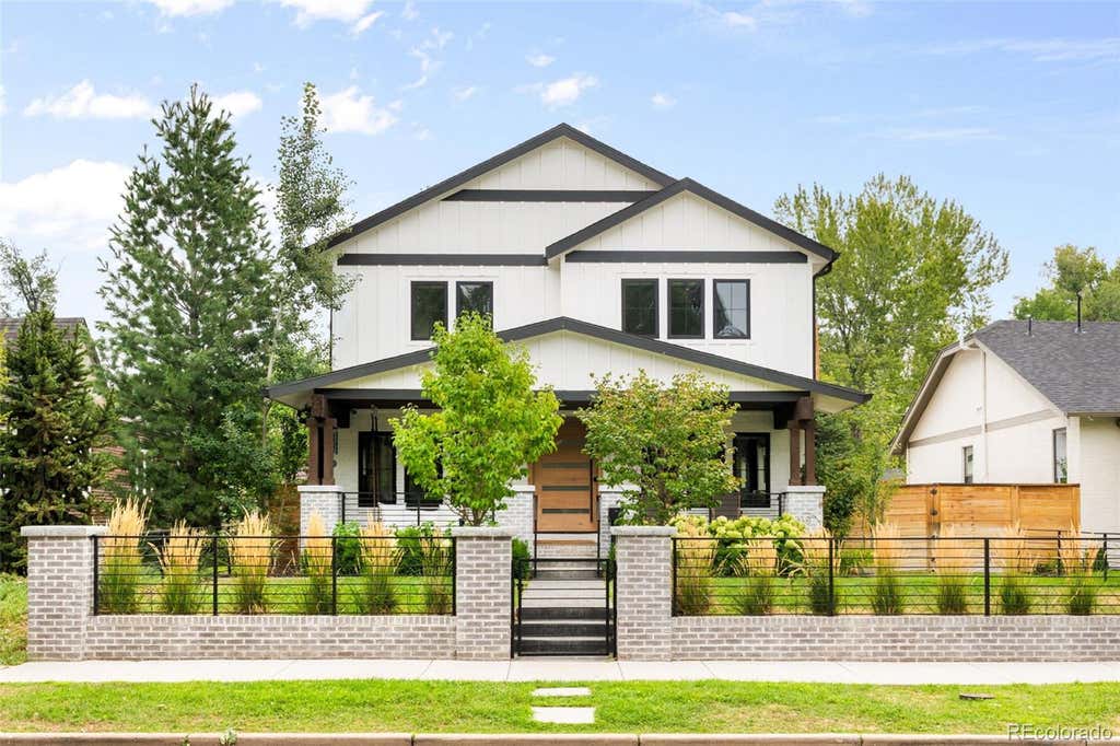 Photo of 582 S York Street, Denver, CO 80209 (MLS # 7406330)