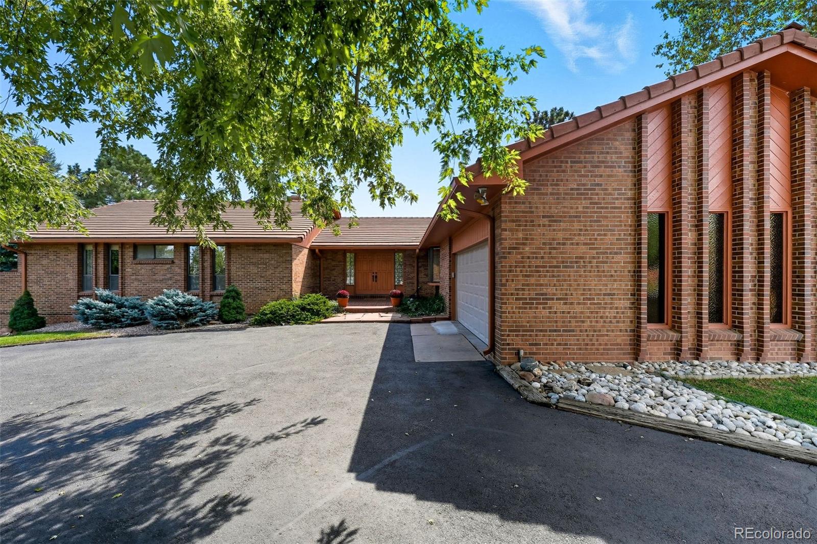 16066 Ridge Tee Drive