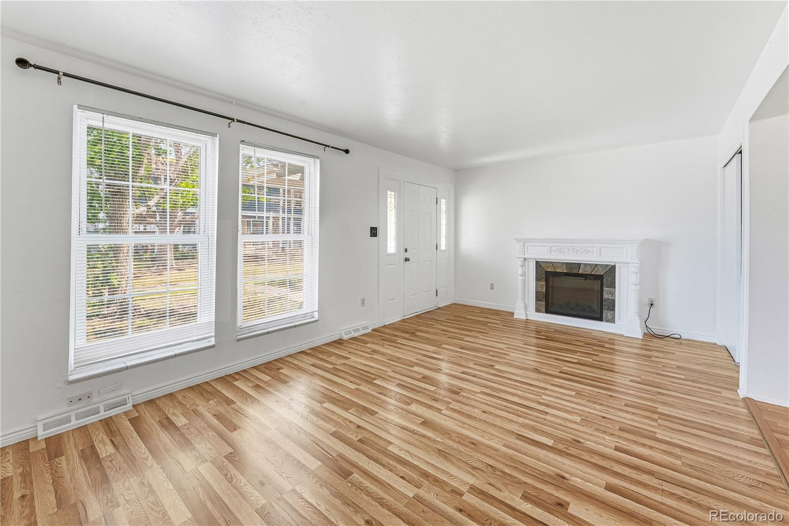 125 Paris Circle