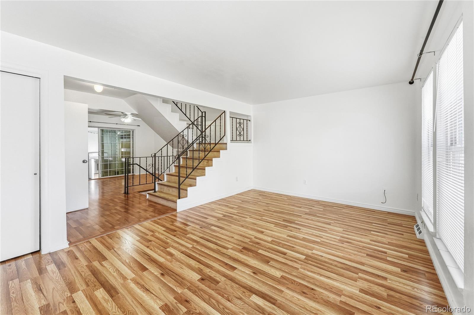 125 Paris Circle