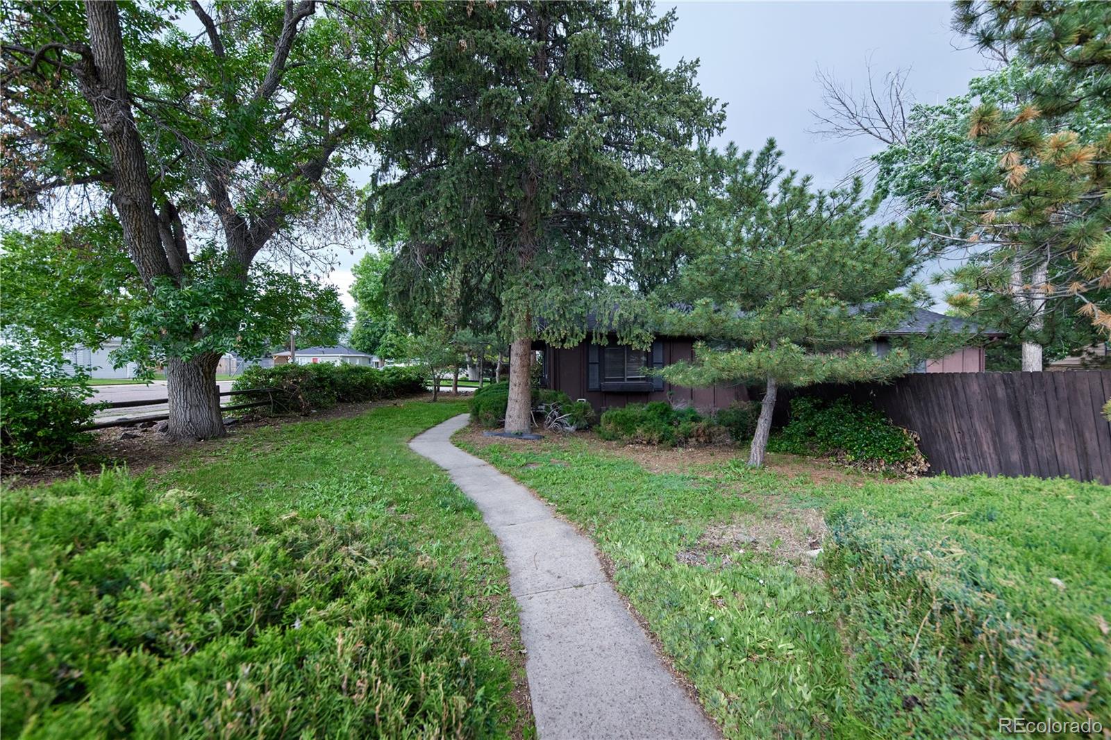 1703 W Weaver Avenue