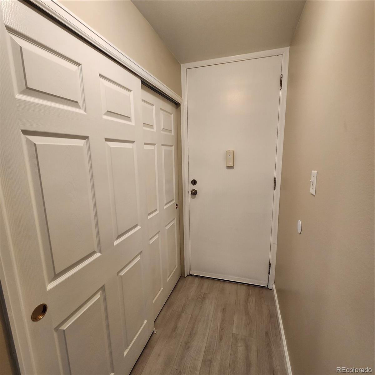 755 S Clinton Street 6B