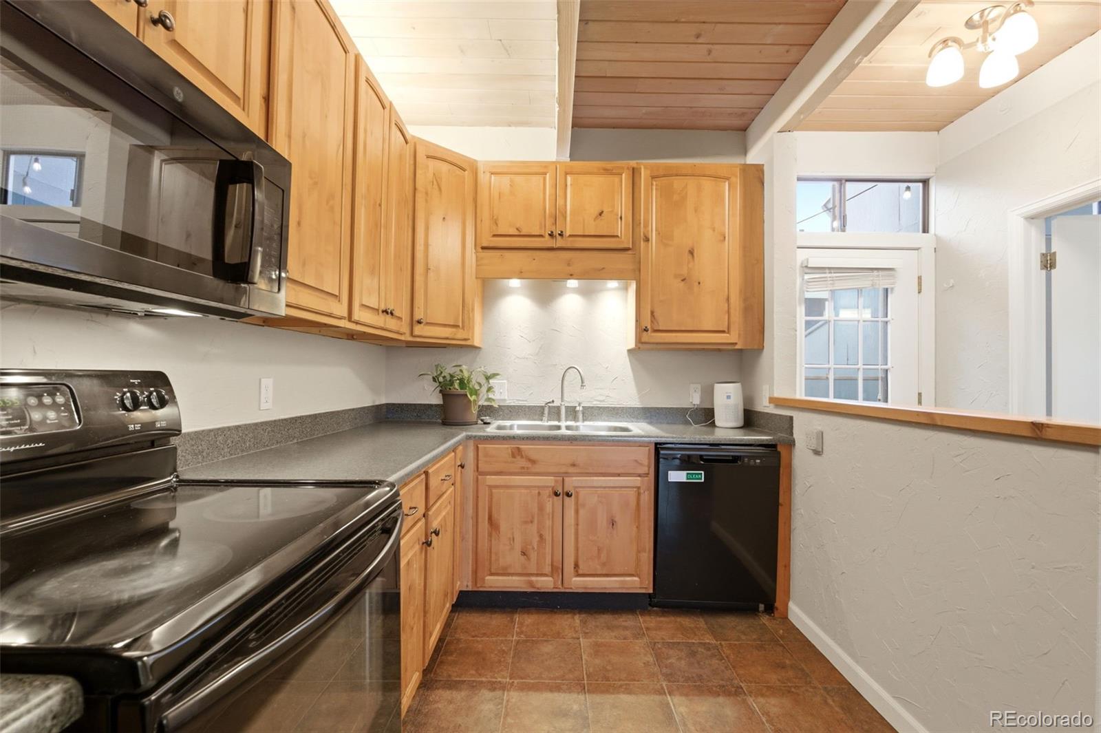 1731 Springmeadows Court B