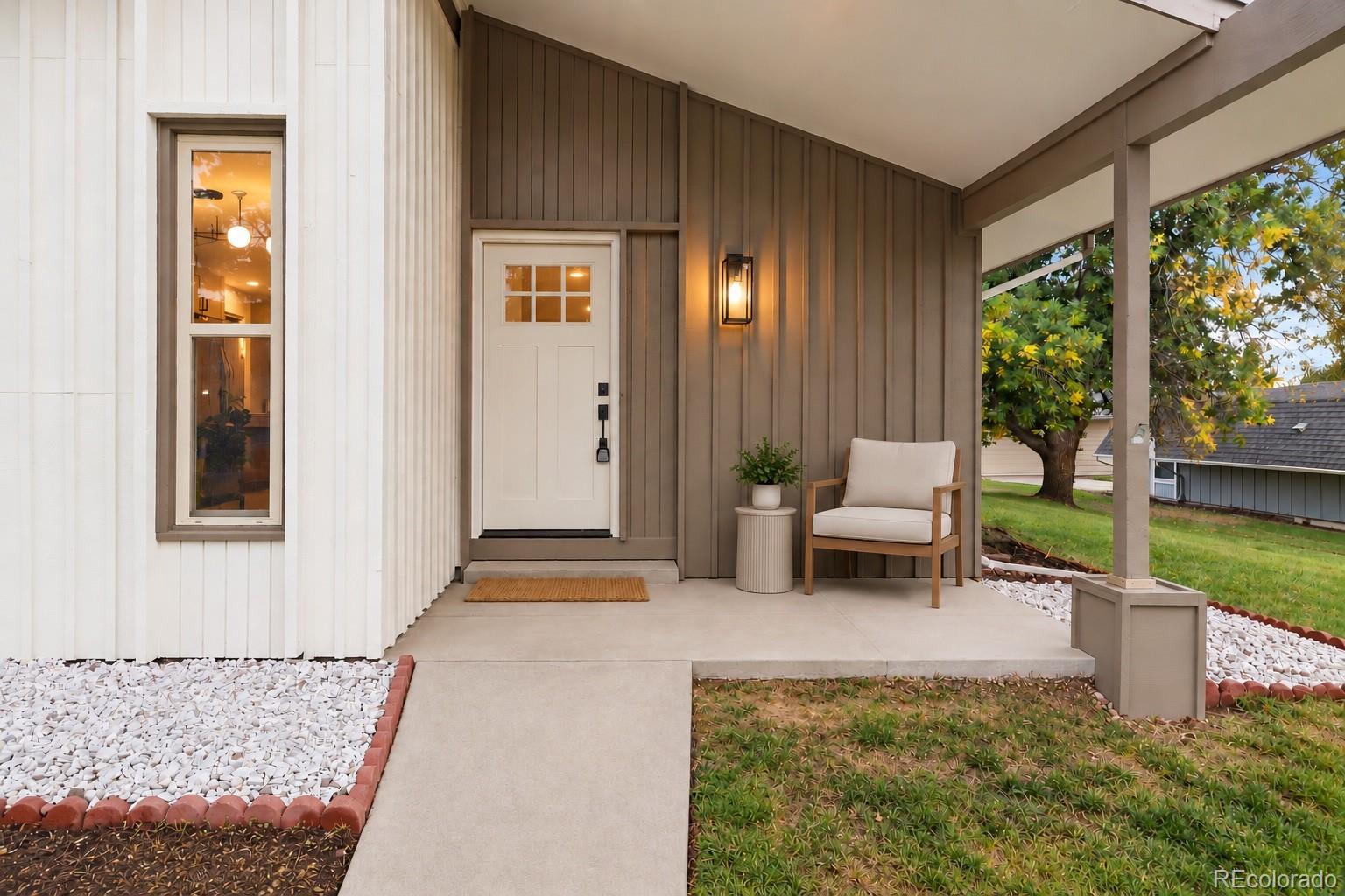 4 Douglas Drive