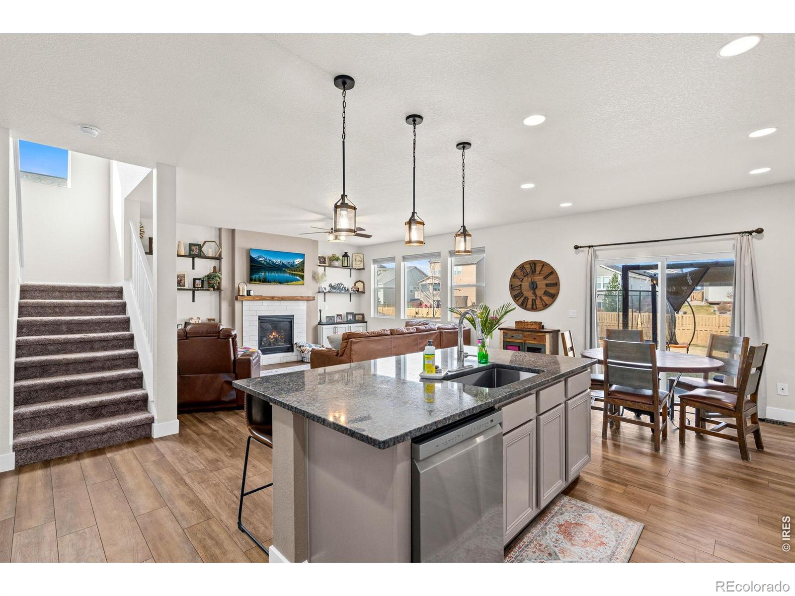 5259 Odessa Lake Street