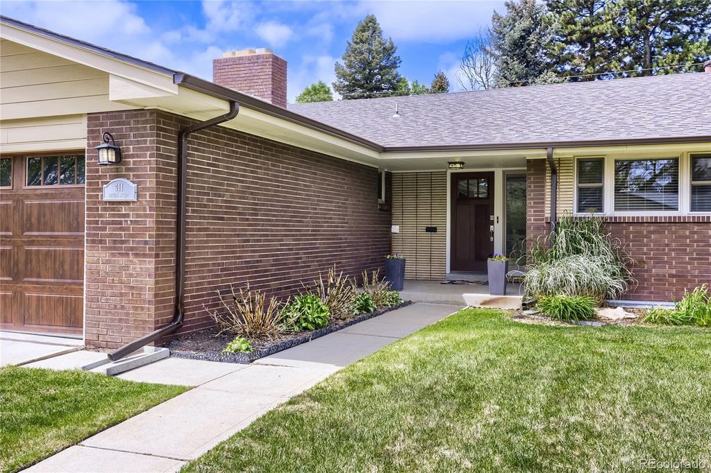 Photo of 411 Leyden Street, Denver, CO 80220 (MLS # 7602321)