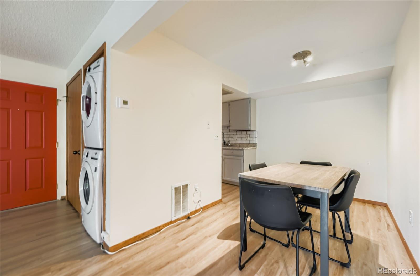 2902 Shadow Creek Drive 204
