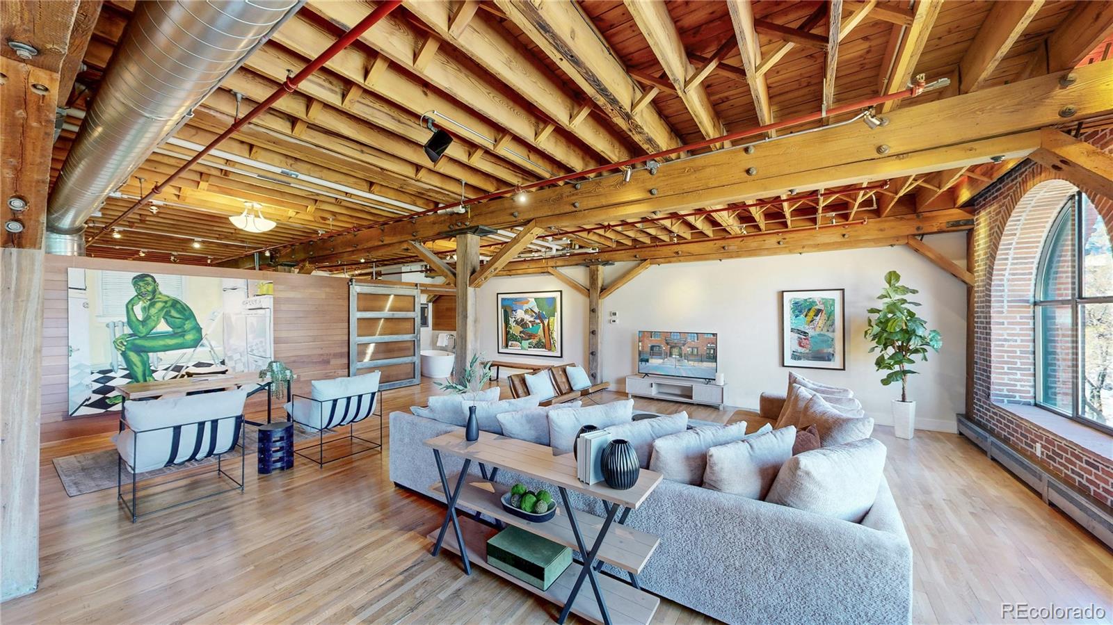 1720 Wynkoop Street 305