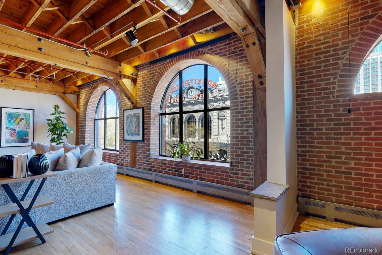 1720 Wynkoop Street 305