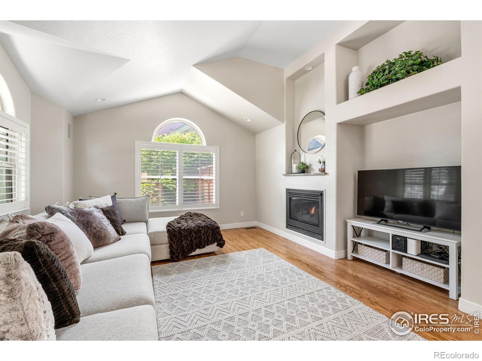388 Fairfield Lane