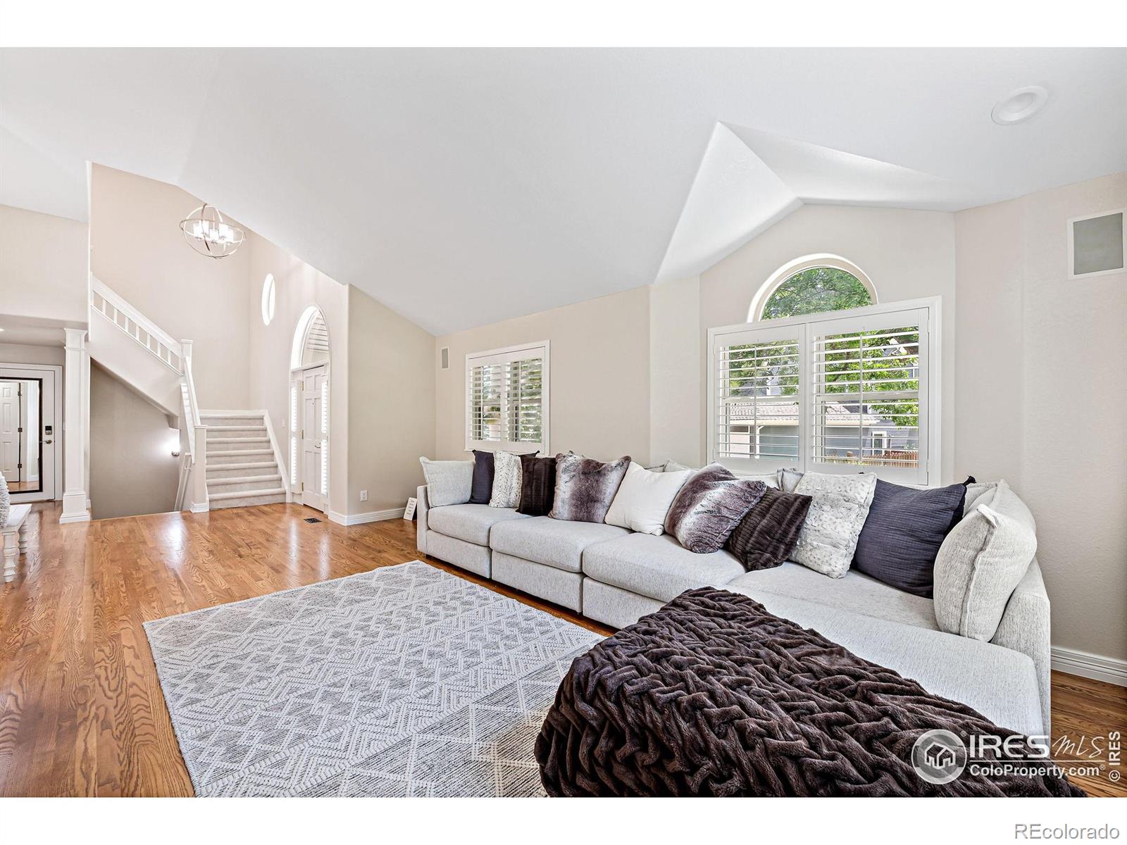 388 Fairfield Lane