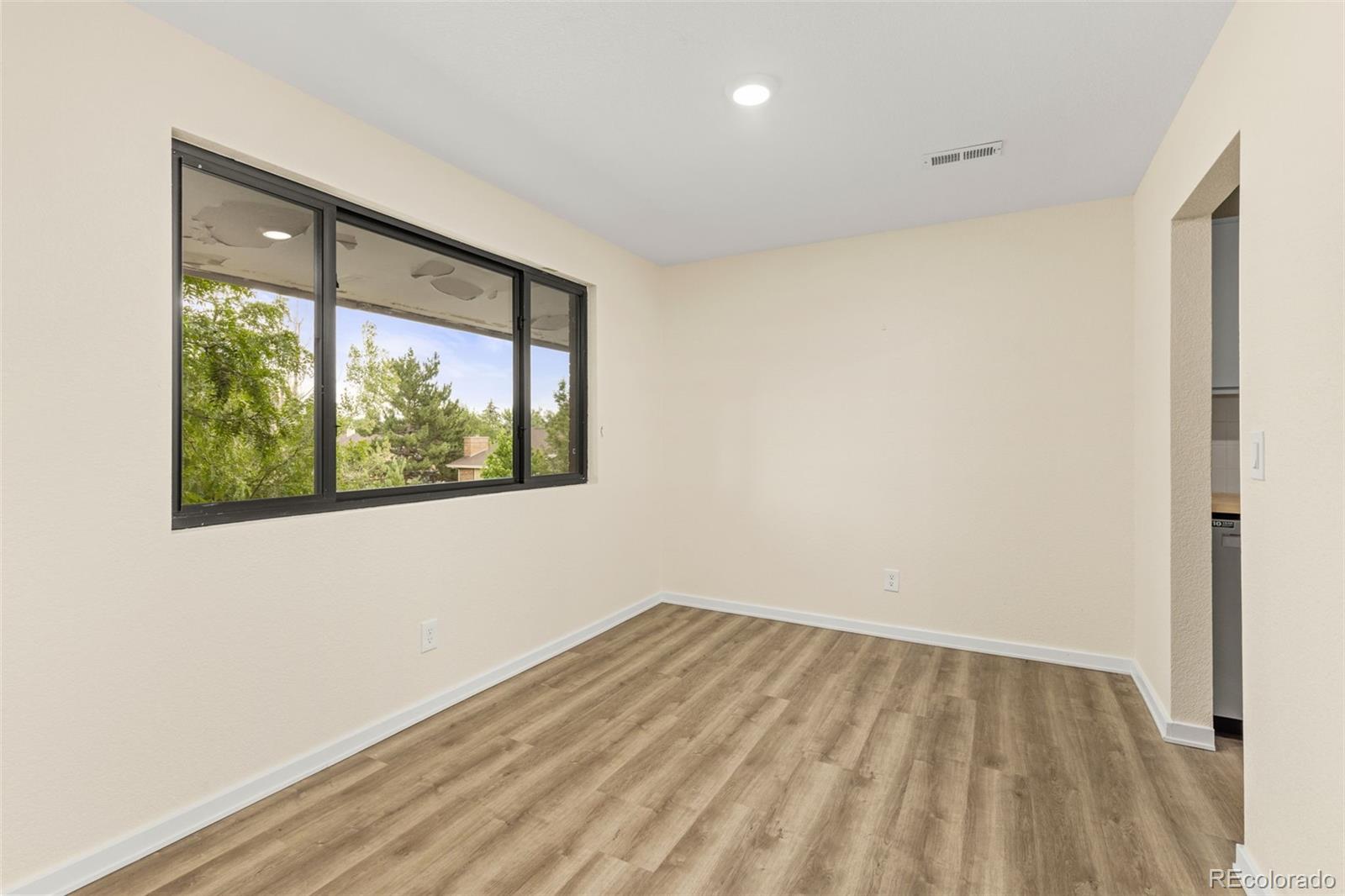 600 Manhattan Drive 10C