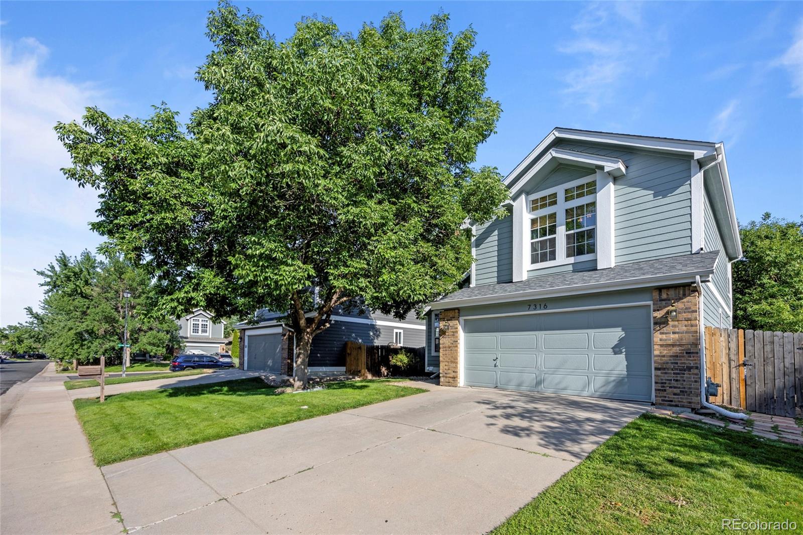 7316 W 97th Place