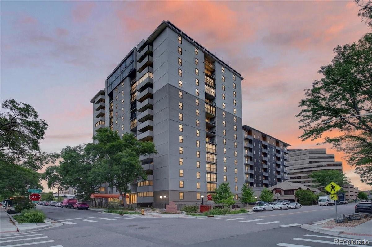 2 Adams Street 205
