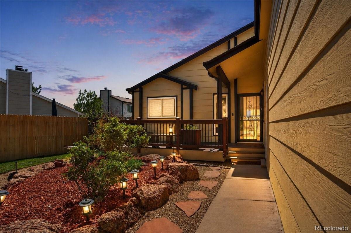 9879 N Garland Court