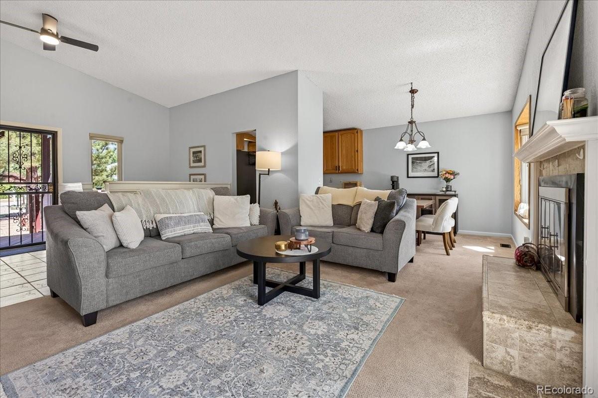 9879 N Garland Court