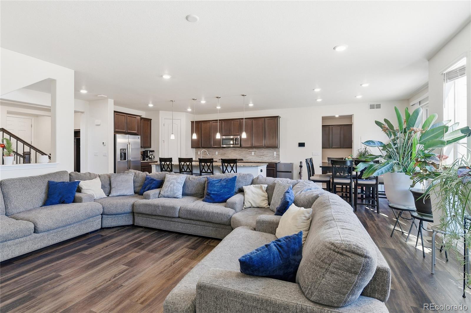 16338 N Milwaukee Street