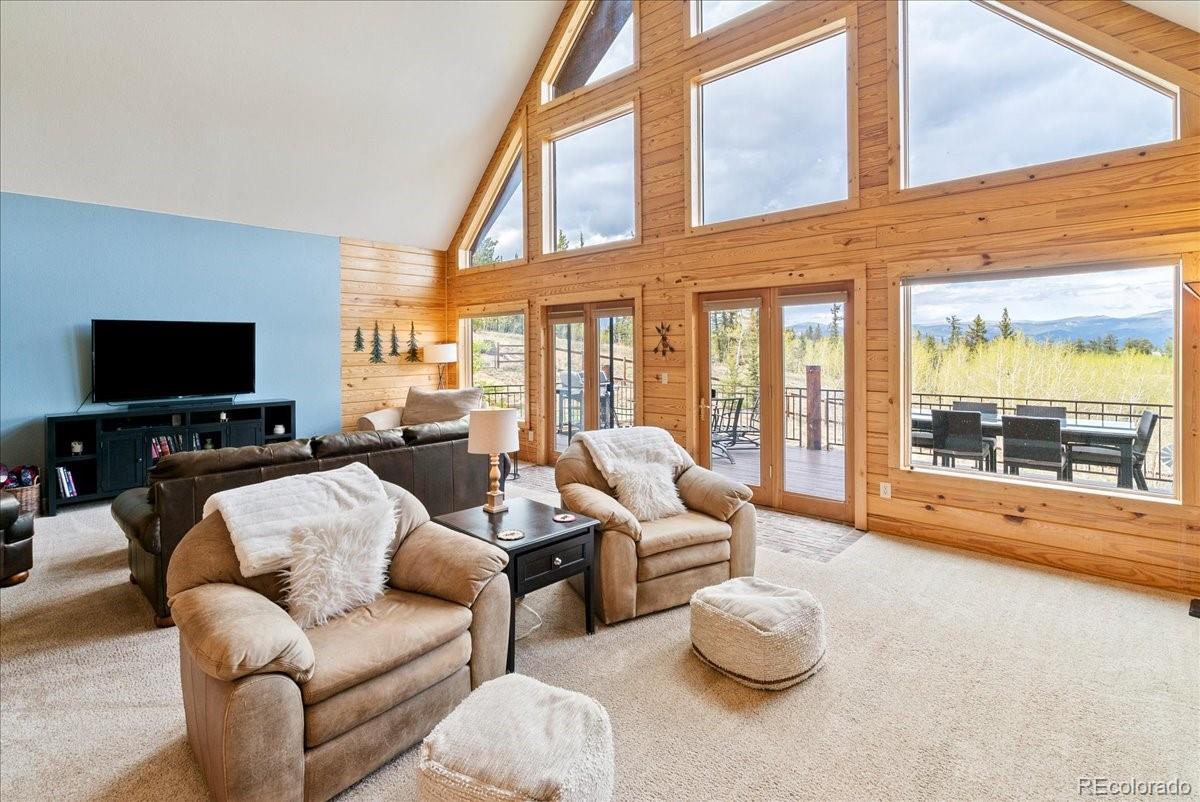 289 Tepee Trail