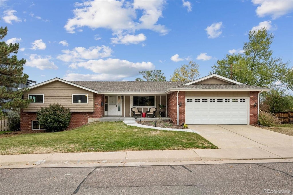 Photo of 13945 W Alaska Drive, Lakewood, CO 80228 (MLS # 7692191)