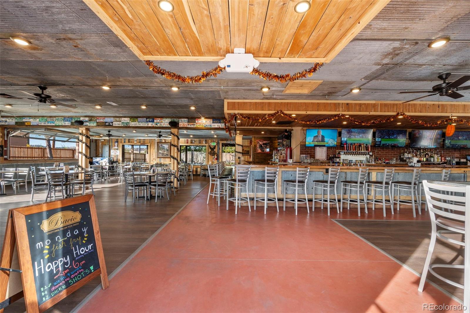 2077 N State Highway 83
