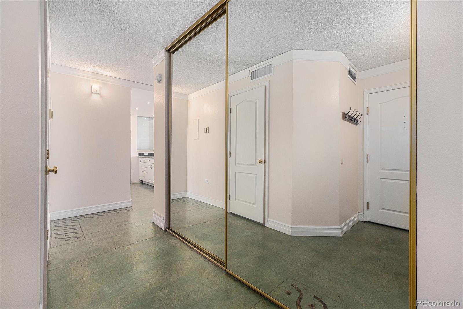 1020 15th Street 21L