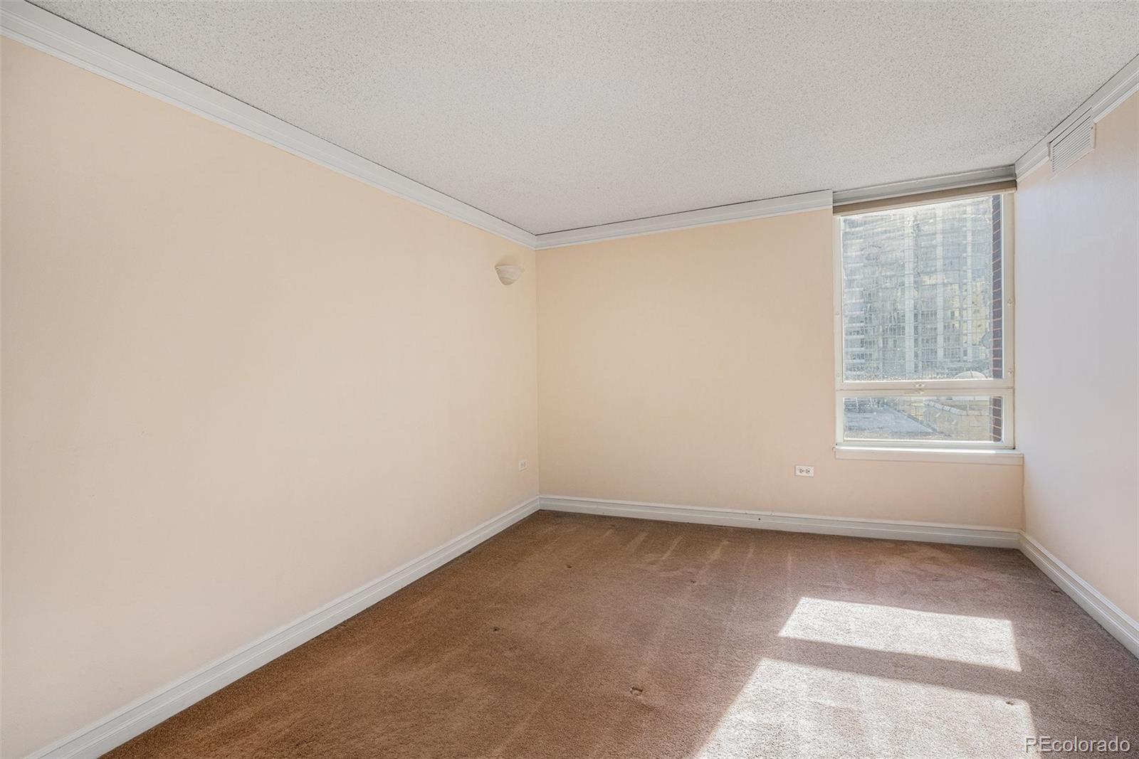 1020 15th Street 21L