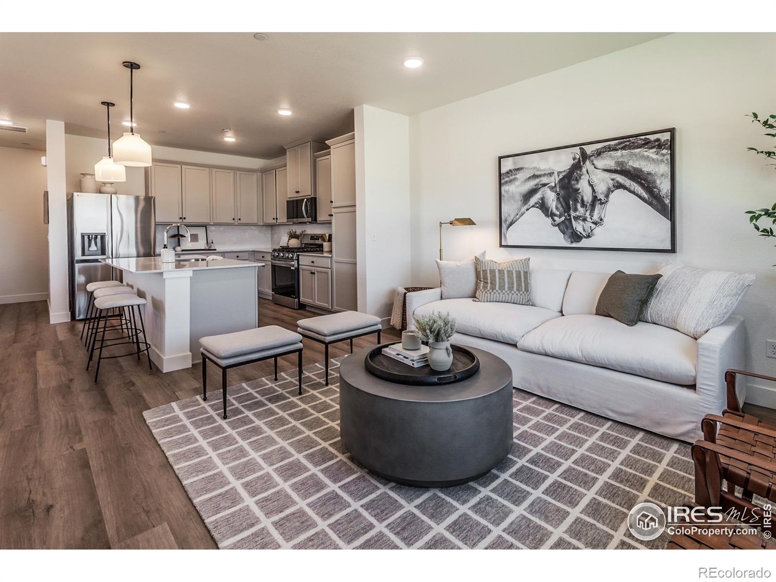 4901 Autumn Leaf Drive