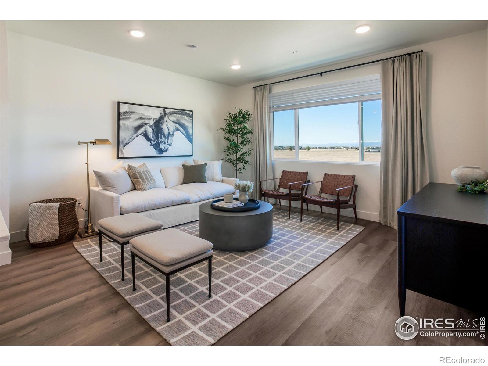 4901 Autumn Leaf Drive