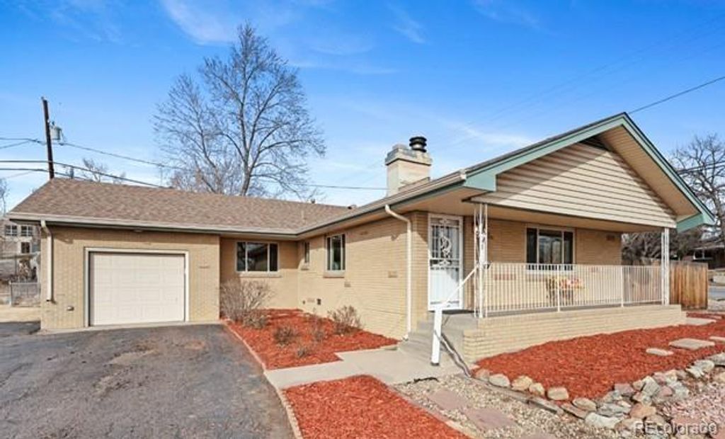Photo of 8401 W 64th Place, Arvada, CO 80004 (MLS # 9301055)