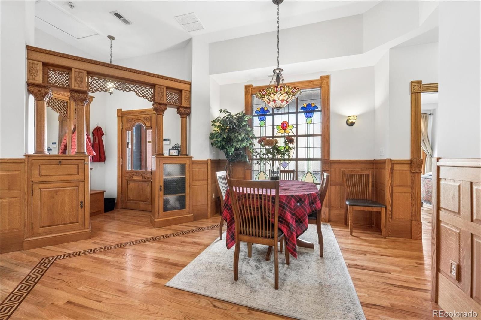 1022 Pearl Street 203