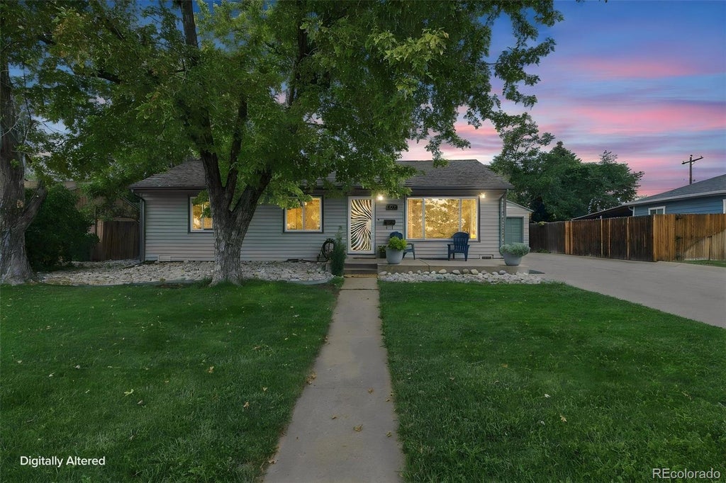 Photo of 479 S Harlan Street, Lakewood, CO 80226 (MLS # 6831273)