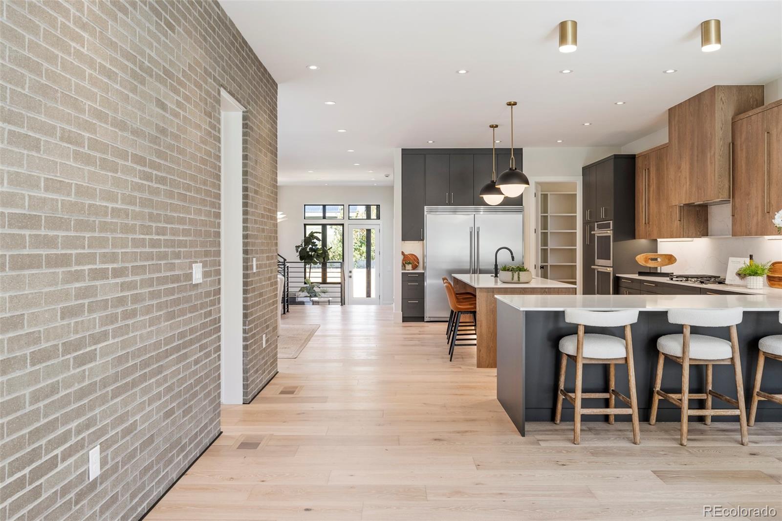 4671 Highline Place, Denver, CO, 80222 2 4671 Highline Place