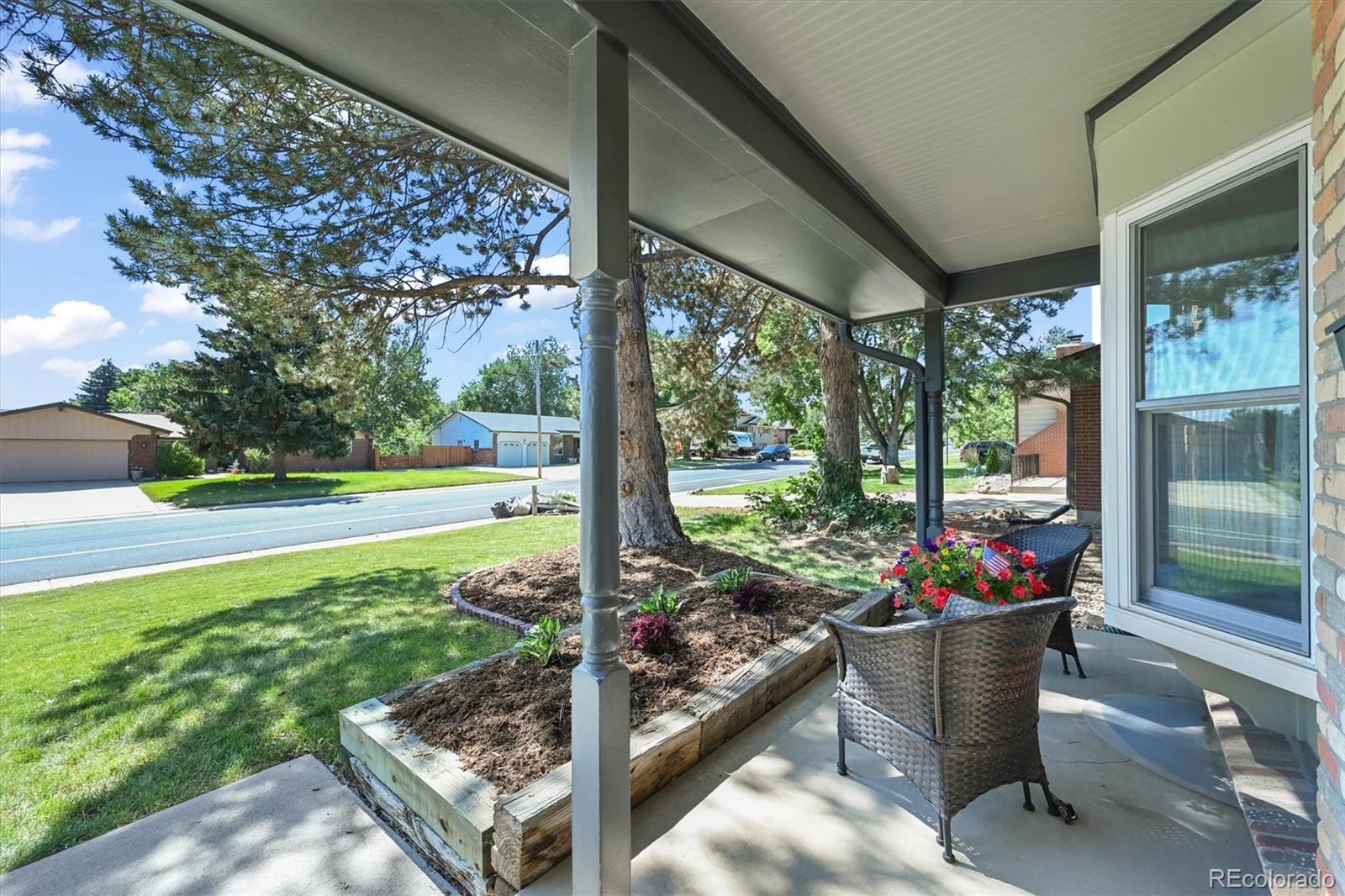 925 Daphne Street, Broomfield, CO, 80020 1 925 Daphne Street