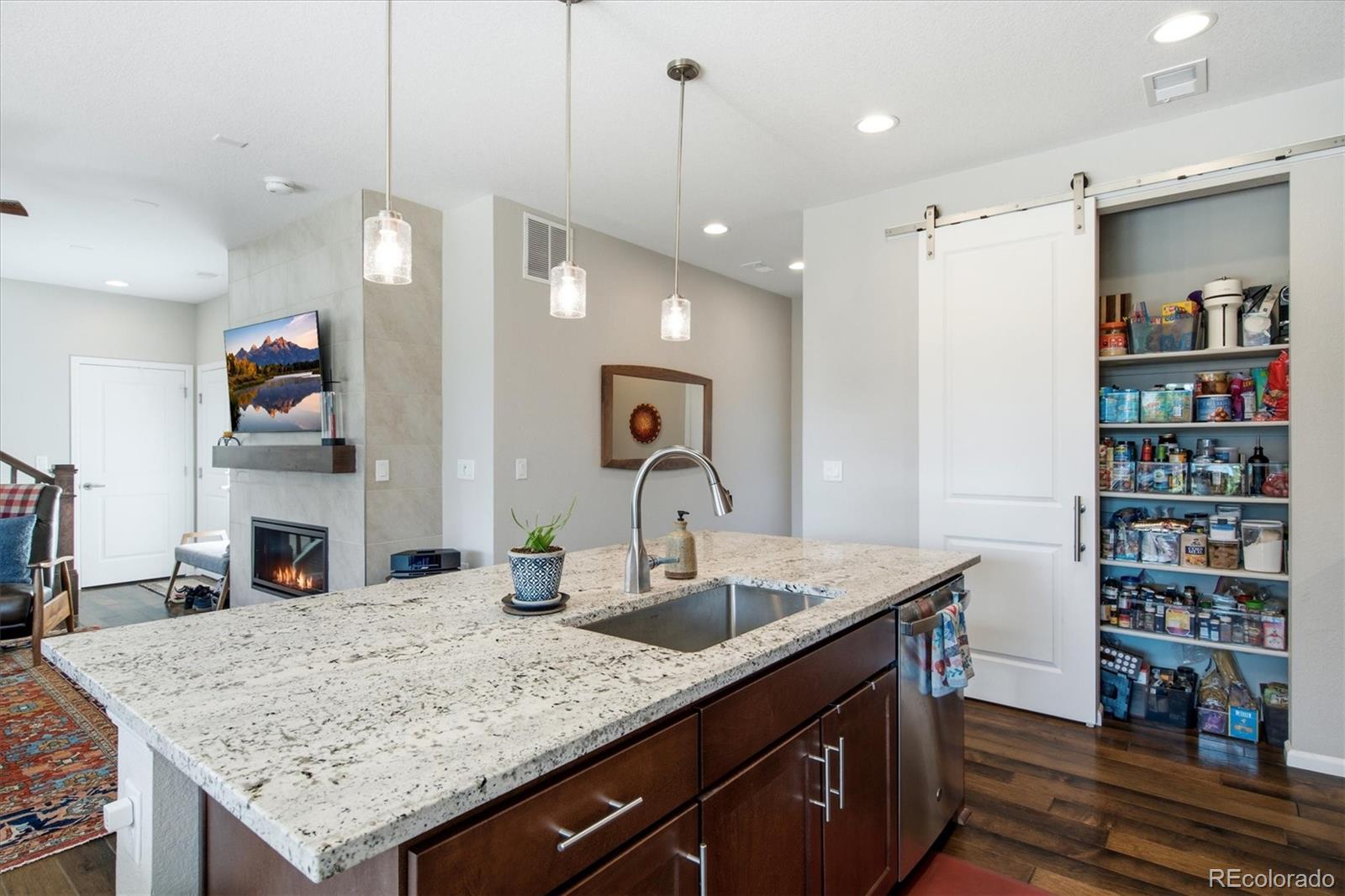 871 Golden Peak Drive
