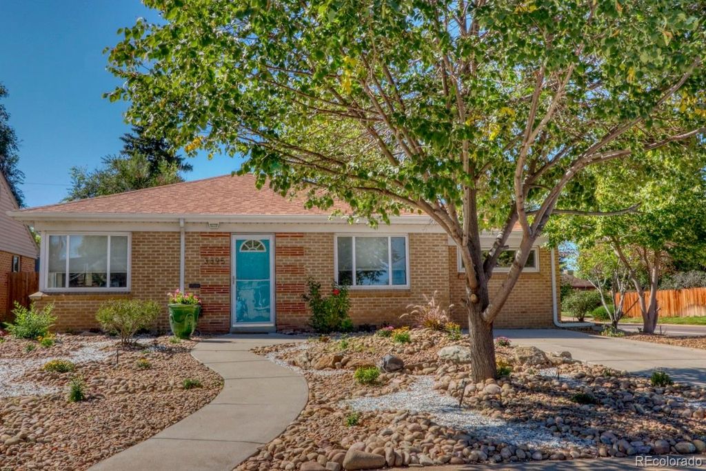 Photo of 3395 Locust Street, Denver, CO 80207 (MLS # 4919032)
