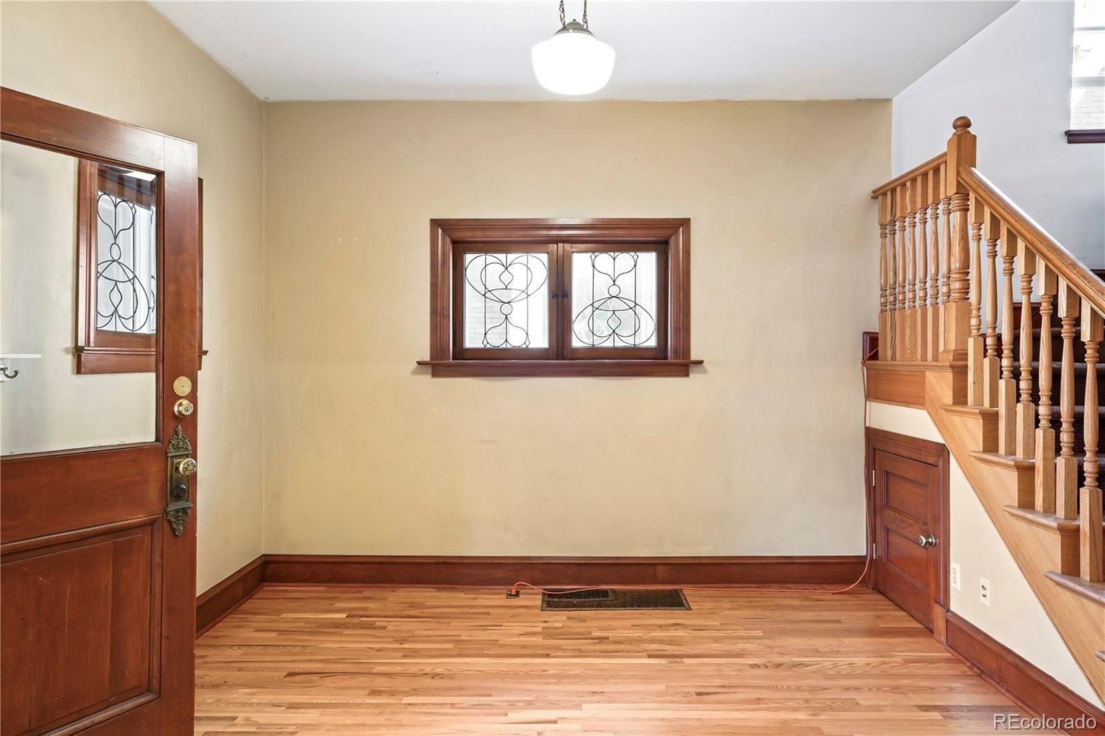 840 N Emerson Street 1