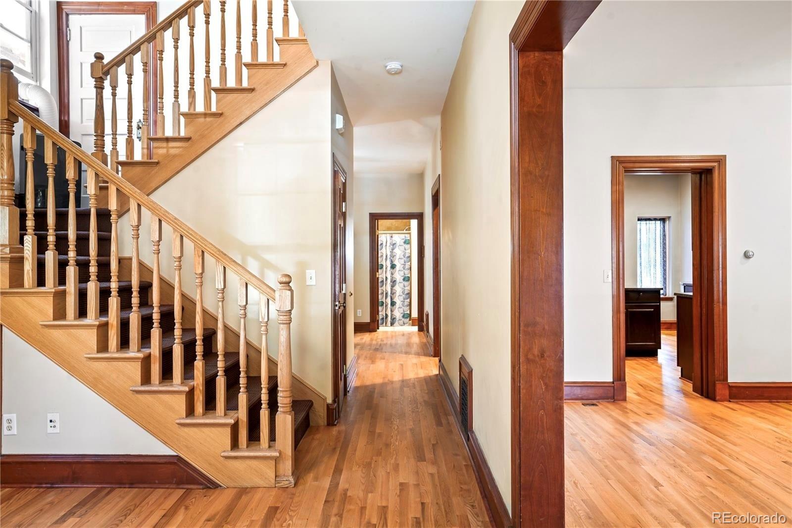 840 N Emerson Street 1