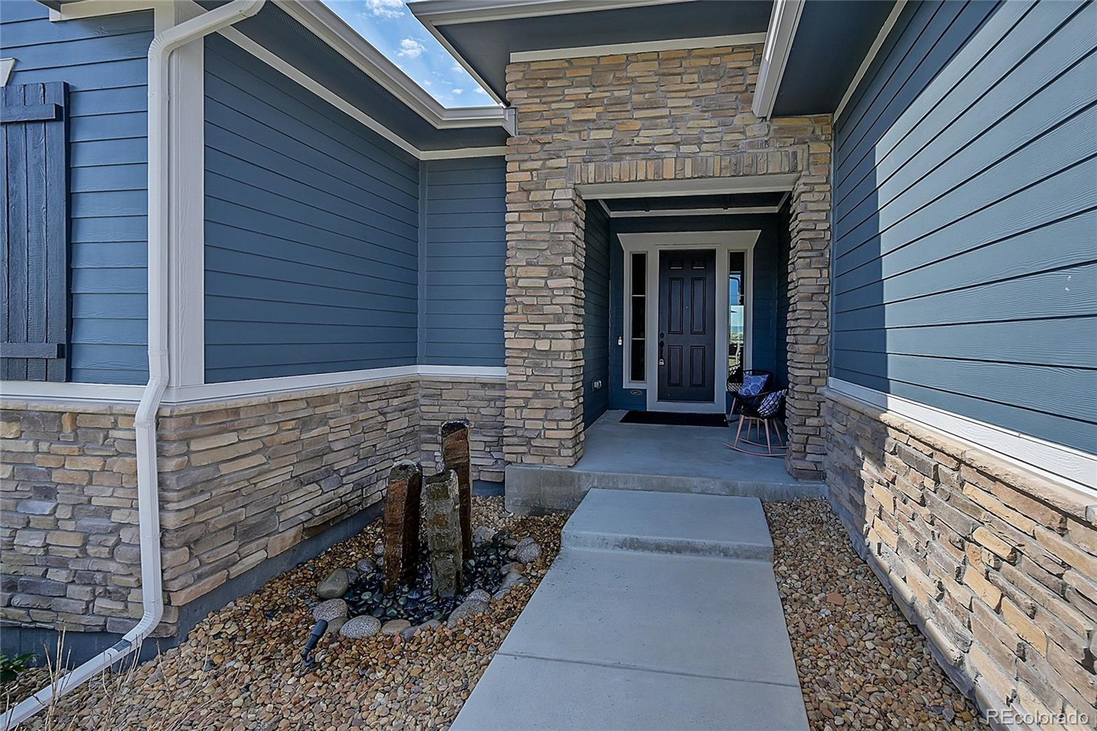 18352 W 95th Place