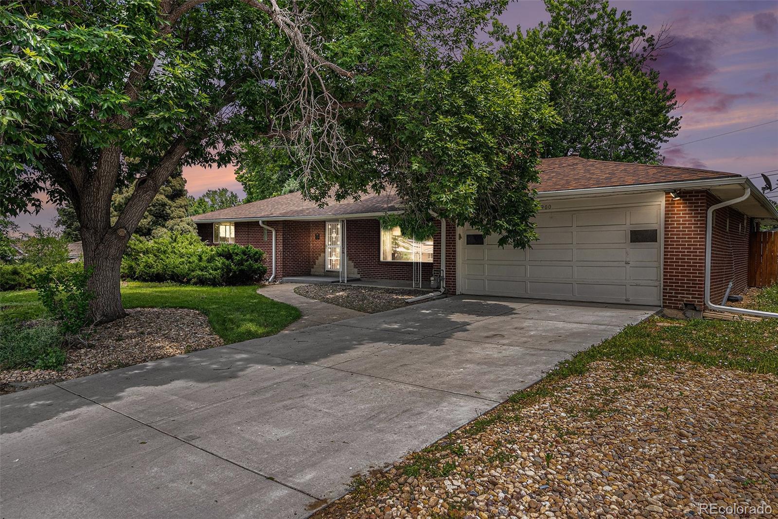 3900 Garland Street