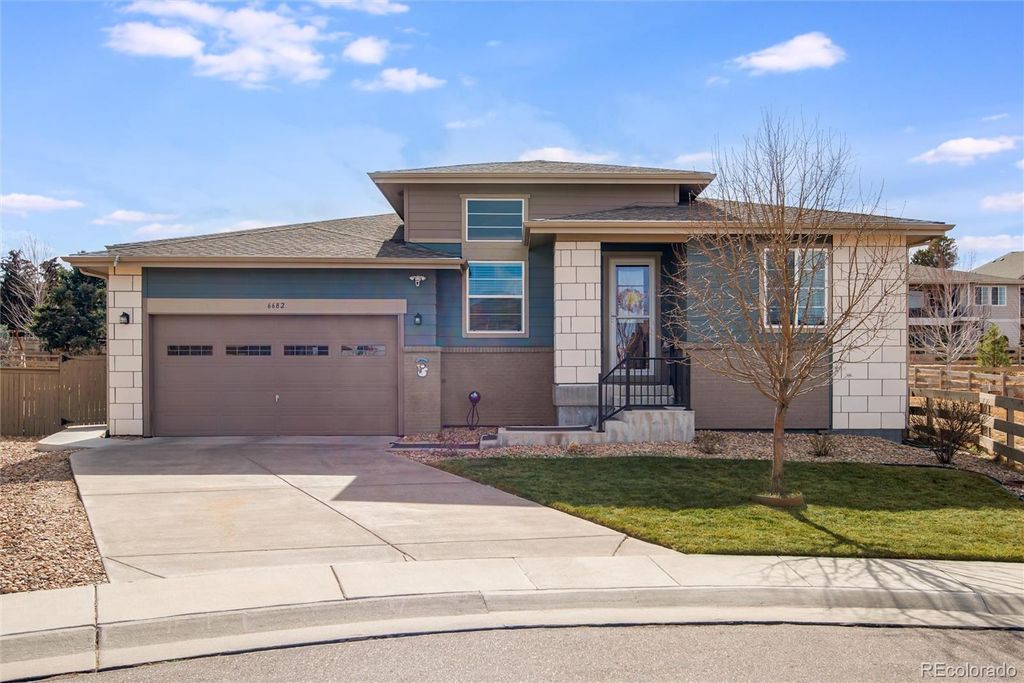 Photo of 6682 W Asbury Place, Lakewood, CO 80227 (MLS # 9338242)