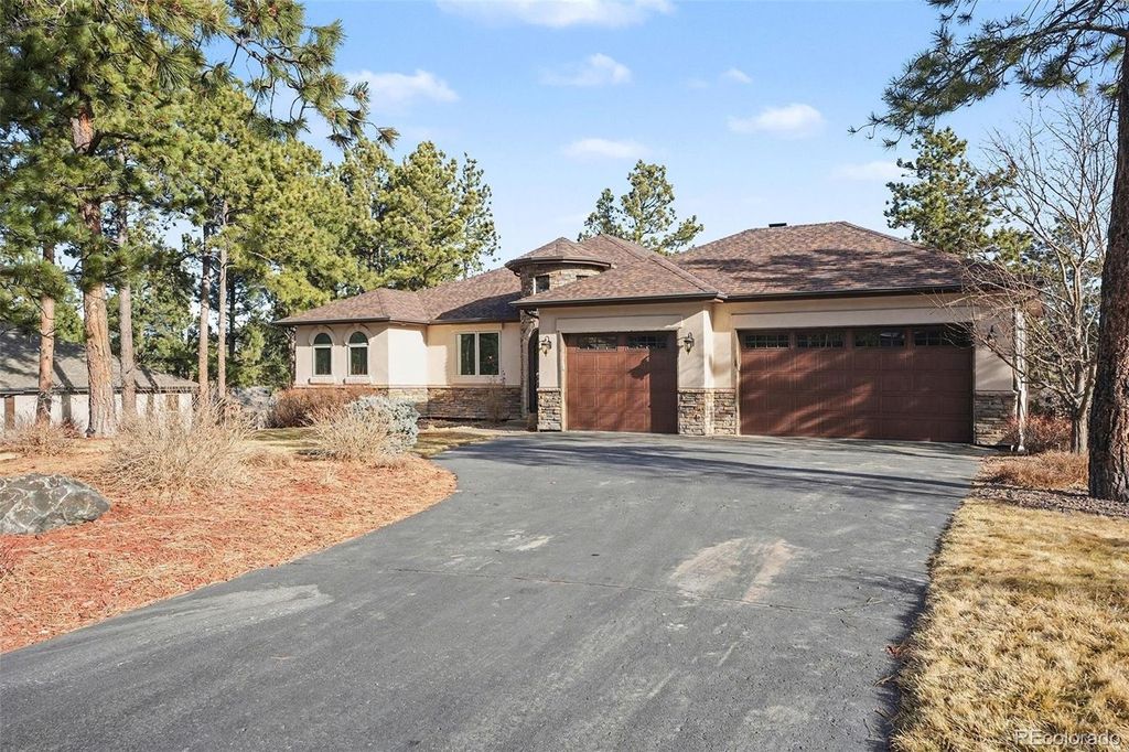 Photo of 7936 Monarch Road, Larkspur, CO 80118 (MLS # 7530867)