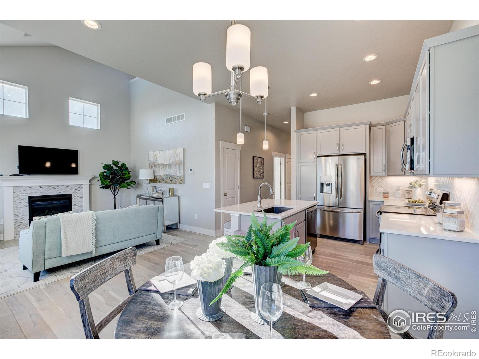 220 High Point Drive, Longmont, CO, 80504 3 220 High Point Drive