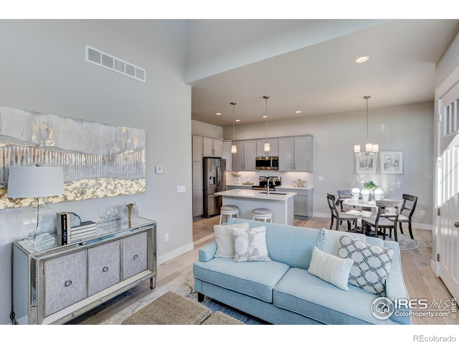 220 High Point Drive, Longmont, CO, 80504 4 220 High Point Drive