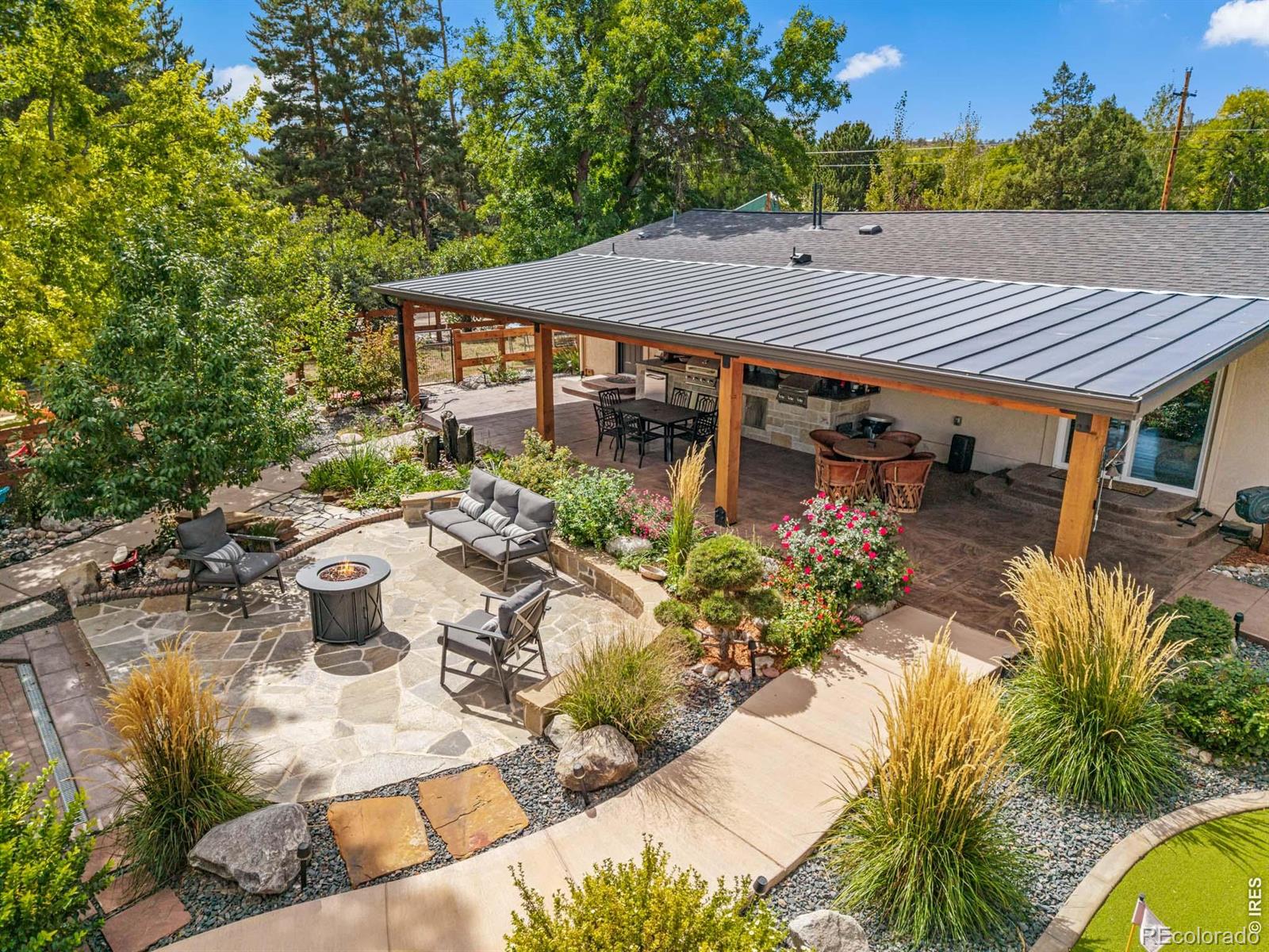 2300 Glade Road